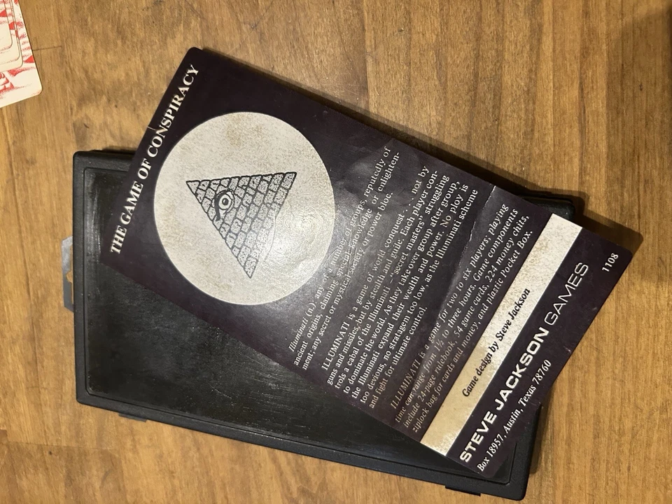 Набор карточных игр Illuminati портативные игры Стива Джексона 1983 с расширениями 1 и 2 - Изображение 3 из 4