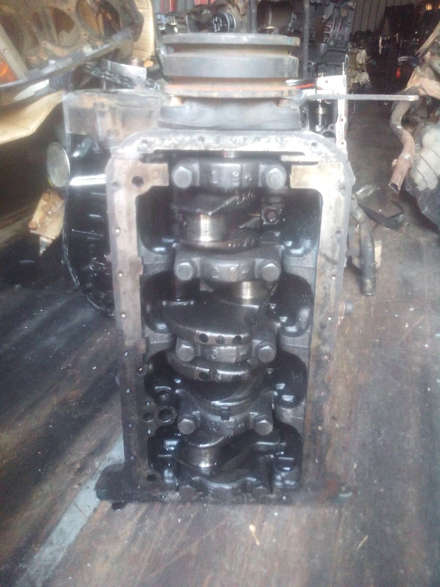 JDM Nissan SD23 2.3 Liter Diesel Engine Manual 4wd Transmission