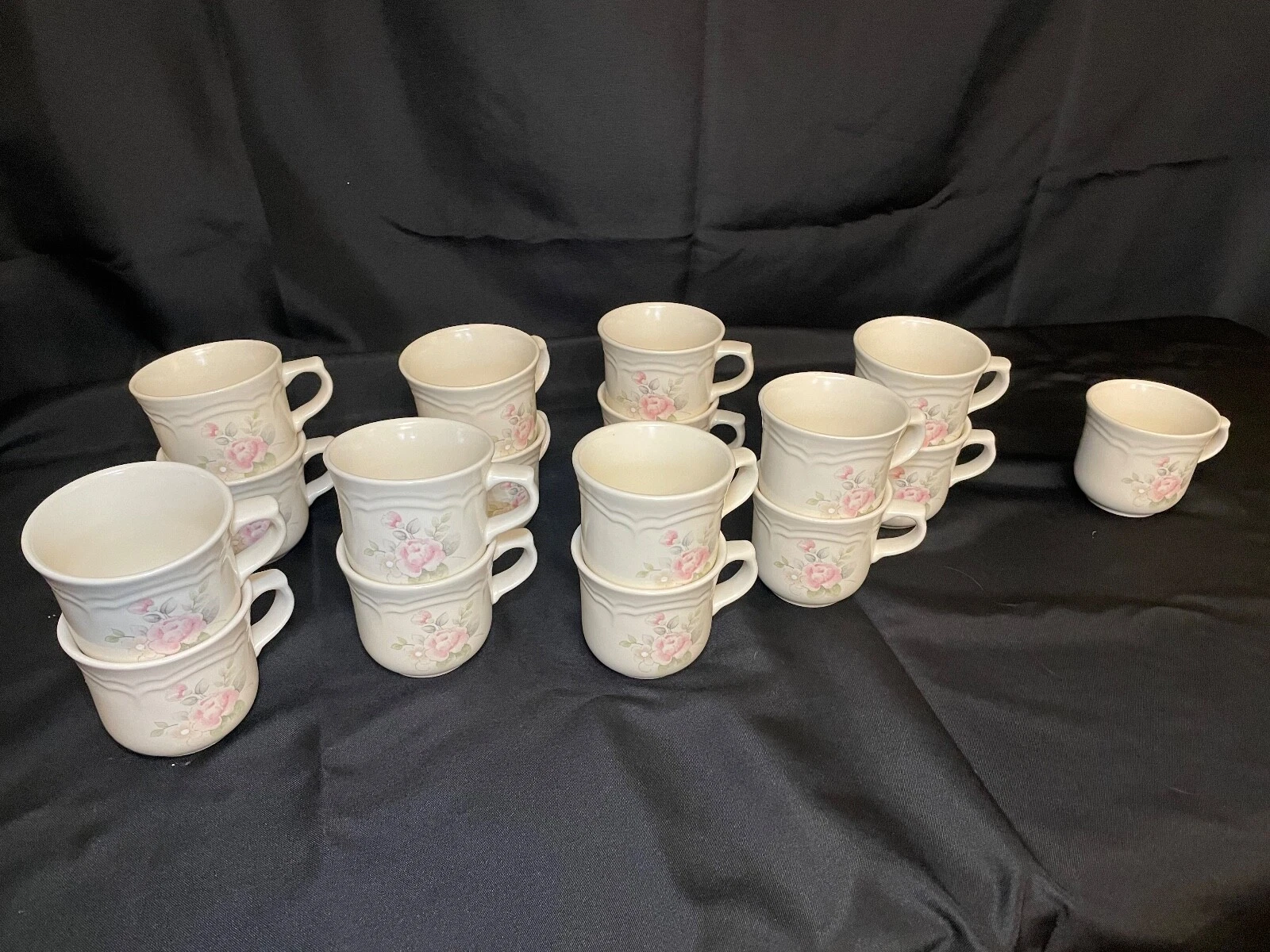 Pfaltzgraff Tea Rose Dinnerware - Thumbnail 4