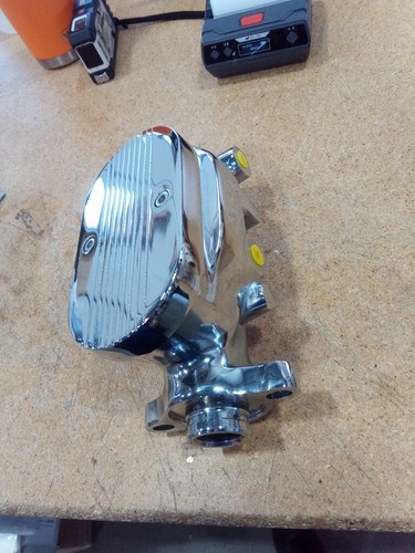 Finned Top Chrome 3/8" Double Sided Ports Universal Alum Brake Master Cylinder