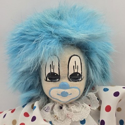 Vingage 1987 Q-Tee Clown Doll Pair ~White & Blue Fuzzy Hair Sand