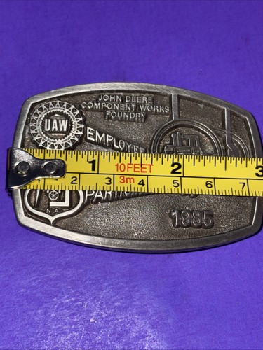 John Deere Tractor Foundry UAW Belt Buckle 1985 - Picture 5 of 6