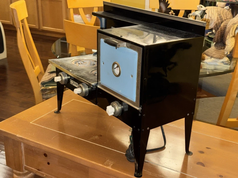 Antique 1920s Childs Play Stove Oven Toy Empire Metal Ware B25 "A TRUE SURVIVOR" - Image 2 of 4