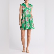 Vince Camuto Retro Green Floral Fit & Flare Mini Dress Bold Colorful V-Neck 10