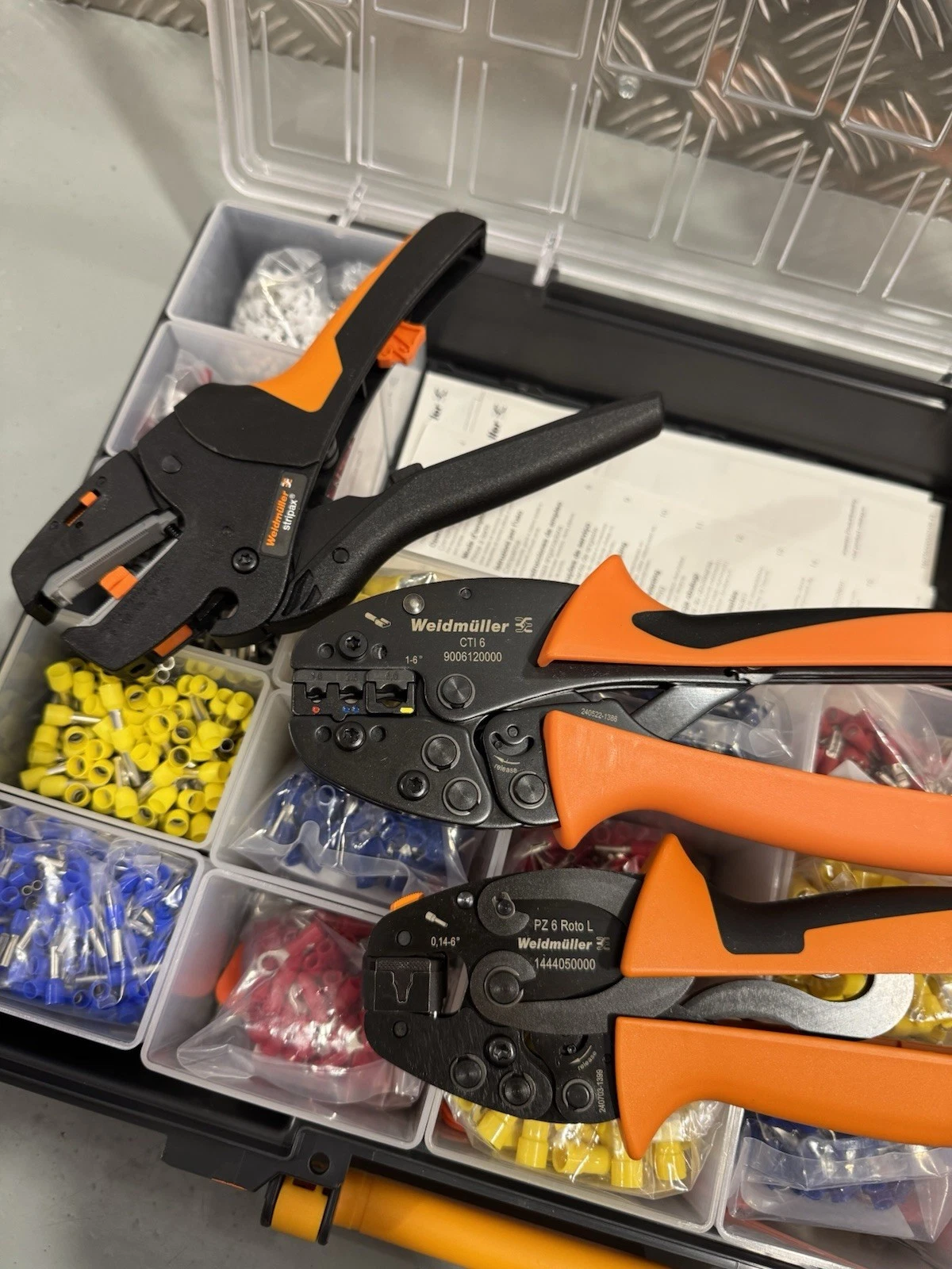 Farnell Crimp And Strip Set 2 Piece Tool Set 2450580 Brand New 5