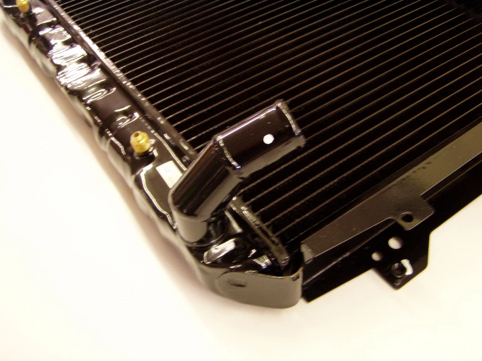 Radiador Datsun 240Z 260Z 1970-74 restauración aspecto original nuevo 134 Foto 3 de 4