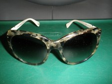 Diane Von Furstenberg Sunglasses Riley DVF582S 