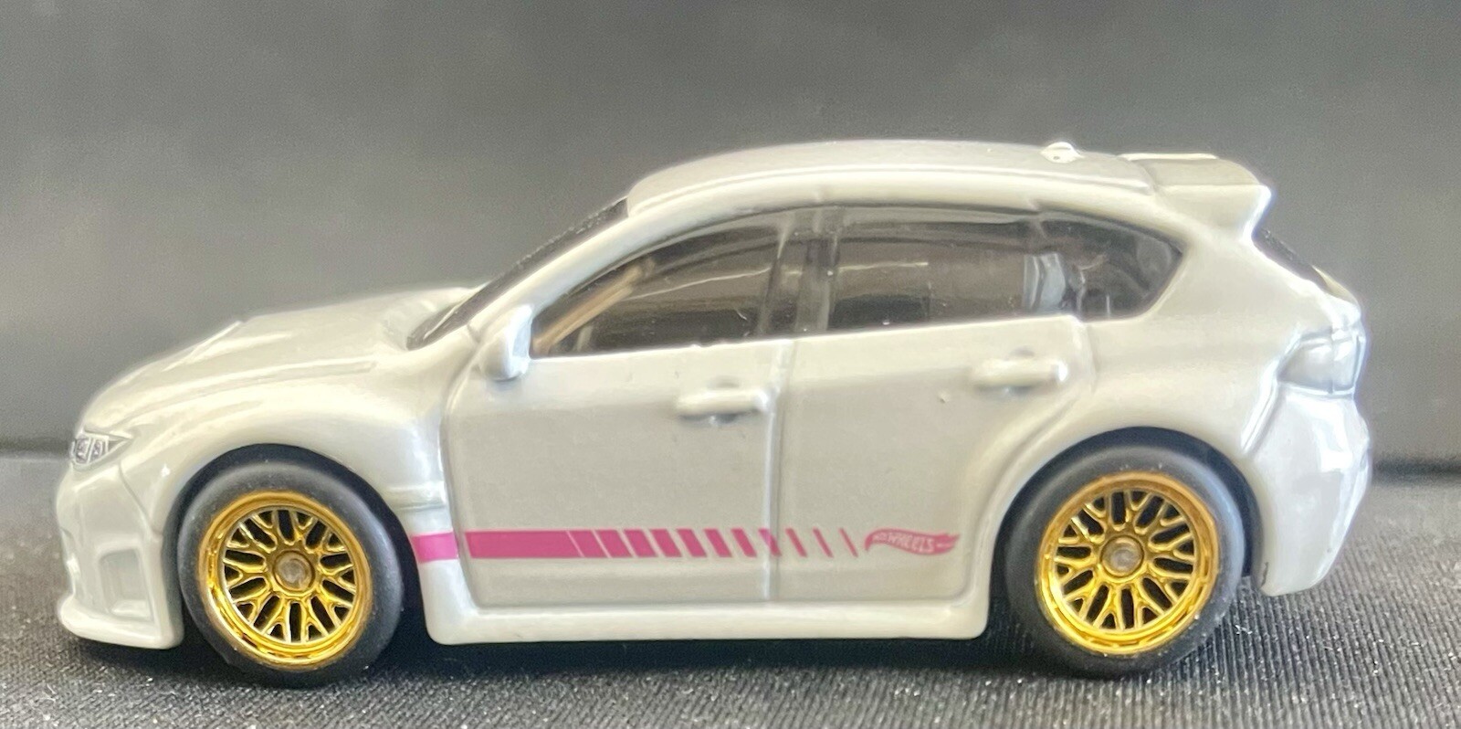 Picture 2 of 5