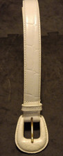 Vtg Women's Med BG Street White Embossed King Croco Grain Leather Belt