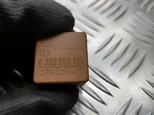 0332209136 реле bosch