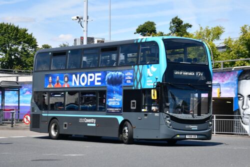 National Express Coventry 6952 YX68USB 6x4 Quality Bus Photo - Picture 1 of 1