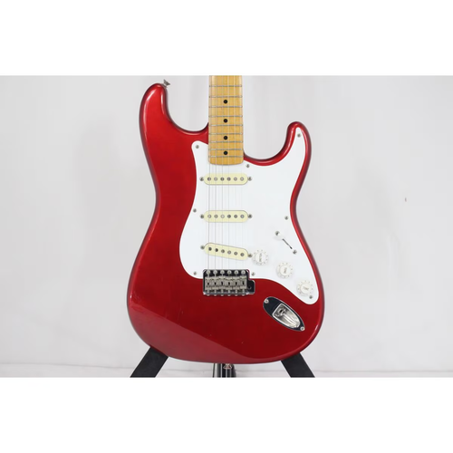 Auth FENDER JAPAN ST57-55 Electric Guitar 270-003-963-8165