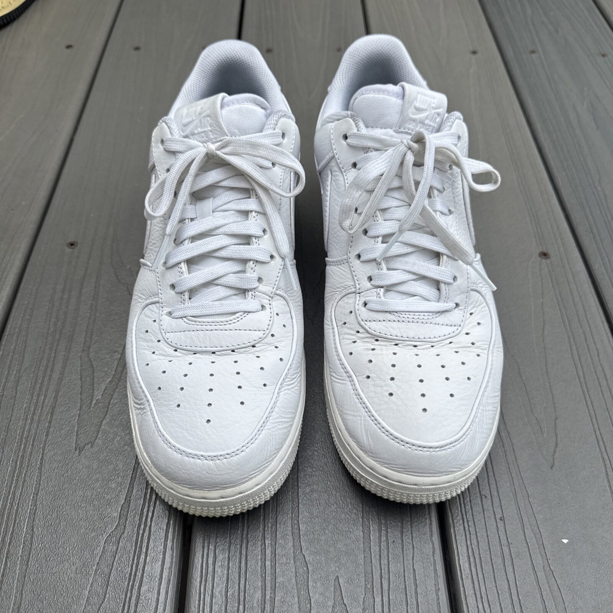 NIKE AIR FORCE 1 '07 PRM 2 WHITE OVERSIZED SWOOSH SZ 11 AT4143-103