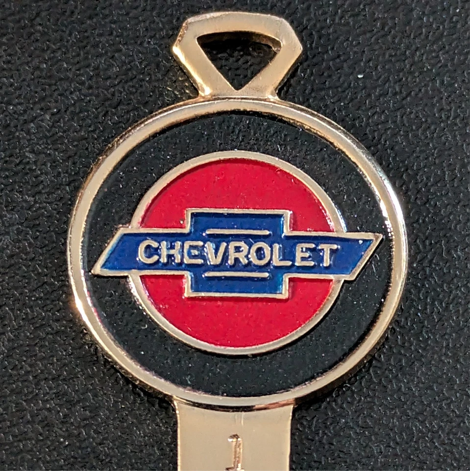Llave en blanco Chevrolet chapada en oro vintage H1098LA B10 todos los modelos 1935-1966 Foto 2 de 4