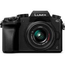 Fotocamera mirrorless Panasonic G7 + ottica Lumix 14-42