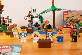 LEGO Pirates Lot Very Good 6234 6235 6237 6240 6245 6251 6257 6260 Vintage