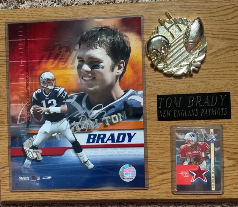 Tom Brady Autographed Photo Plaque 2002 Pro Bowl Game Used Jersey Card PATRIOTS