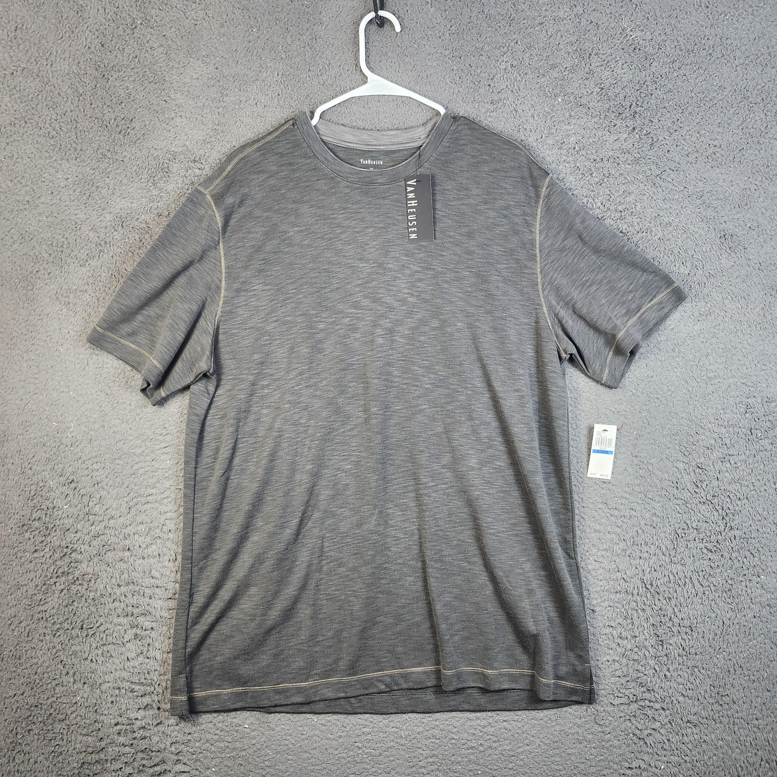 Van Heusen Shirt Mens XL Black 2 Tone Slub Rayon Blend Short Sleeve Crewneck