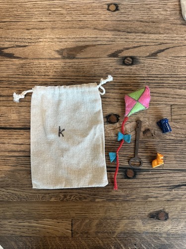 Montessori Language Objects, 26 Curated Bags - Picture 5 of 5