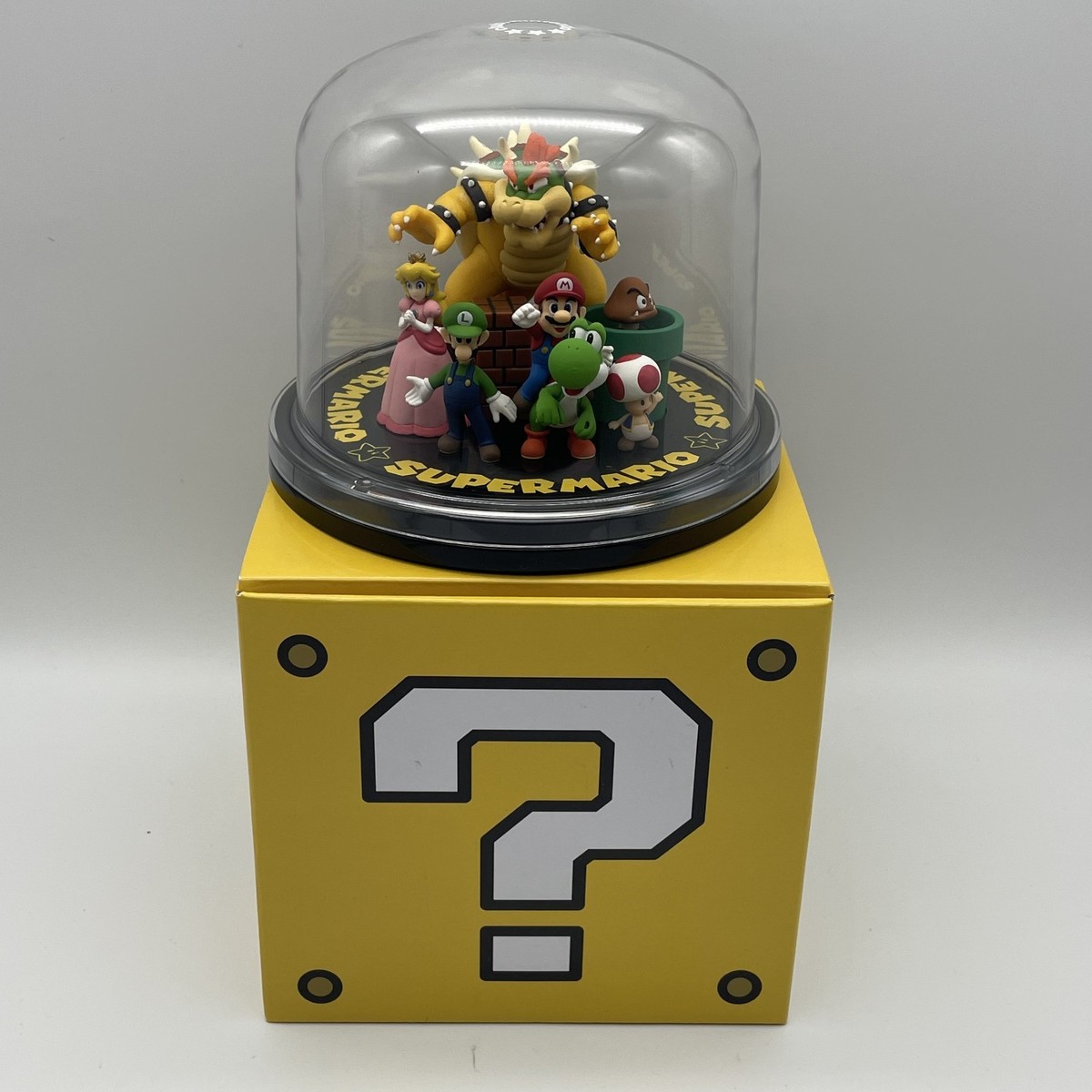 Club Nintendo Limited Super Mario Bros Figure Reward 2010 Statue