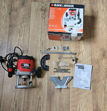 Black & Decker KW850E Plunge Router 1100W 230V with 1/4 Inch Collet