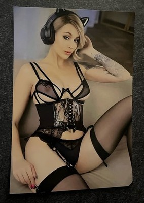 Photo Hot Sexy Beautiful Woman Panty Hose Nylon Stockings Long Legs 4x6 Picture