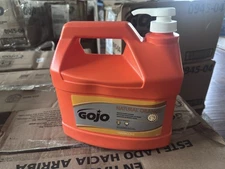 Gojo Natural Orange Pumice Industrial Hand Cleaner, 1 Gallon Smooth Hand Cleaner