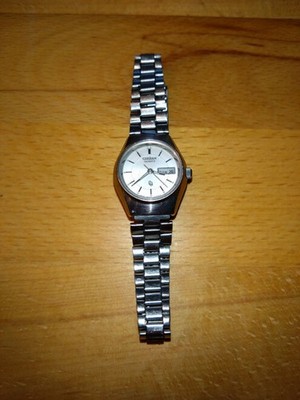 Citizen Quartz CQ Day-Date GN-7W-S Damenuhr gebraucht Voll Funktionsfähig Uhr