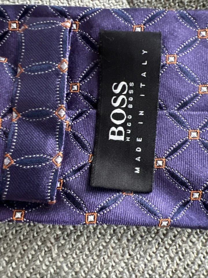 Corbata de seda morada Hugo Boss para hombre Foto 4 de 4
