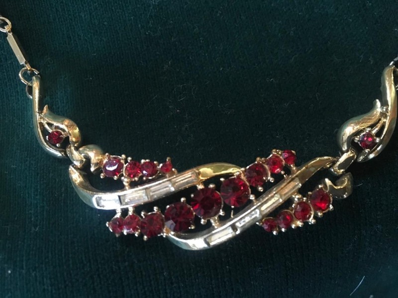 Vintage CORO Gold-tone Choker Necklace Red Ruby & Clear Baguettes Rhinestone