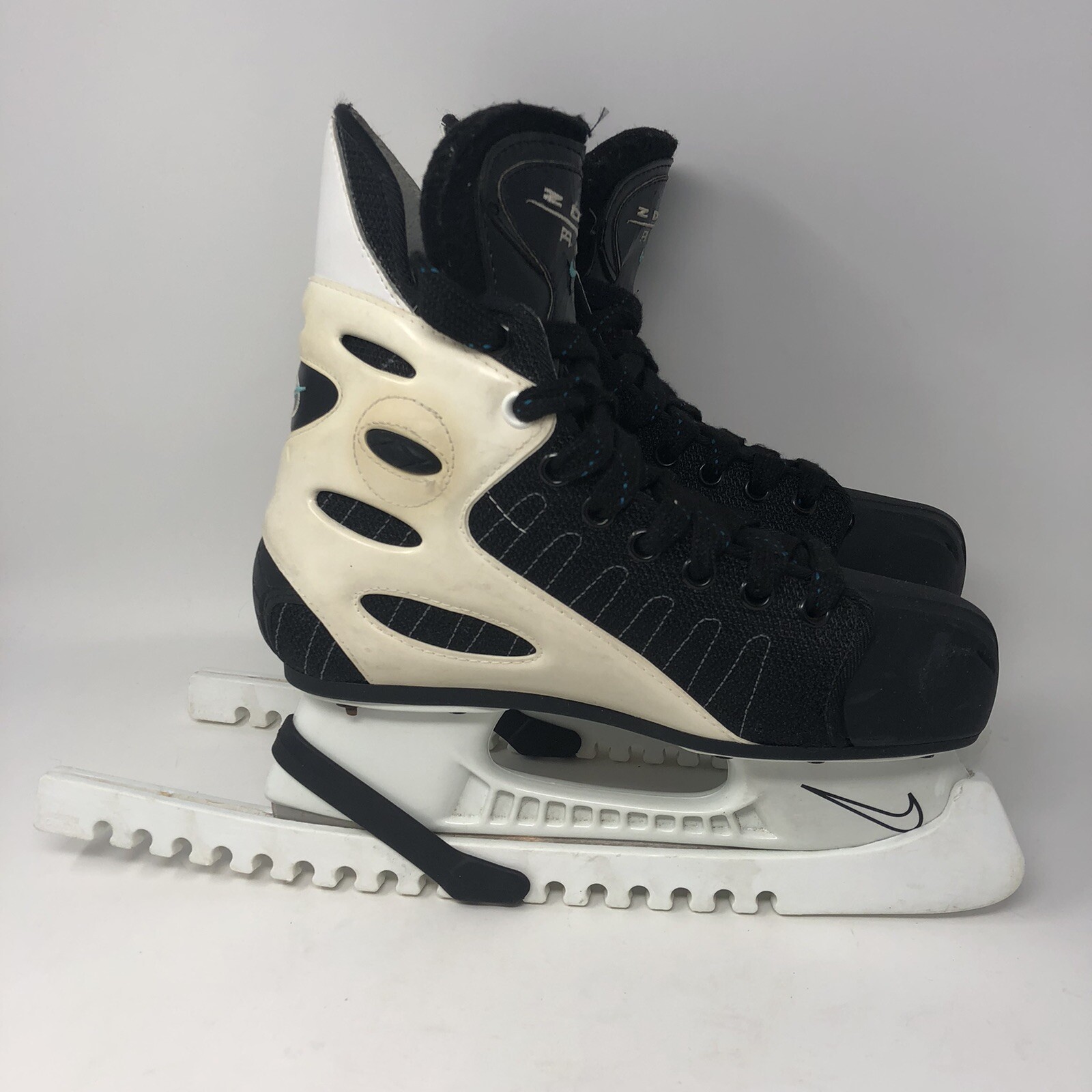 nike hockey boots