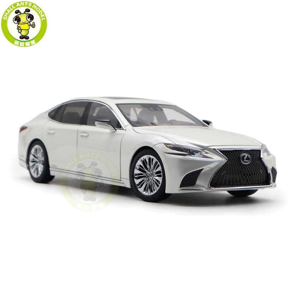 1/18 Lexus LS500h LS 500 Autoart 78866 White Model Car Gifts For