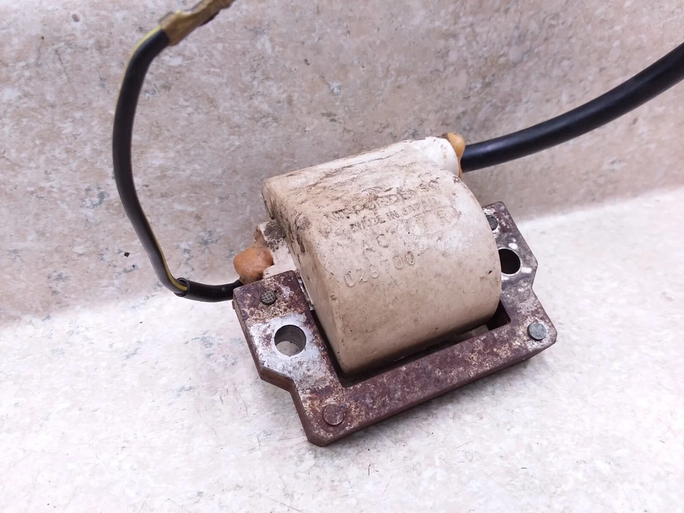 Bobina de encendido Suzuki 370 DR DR370 Enduro SIN TAPA 1979 ANSI-C Foto 2 de 4