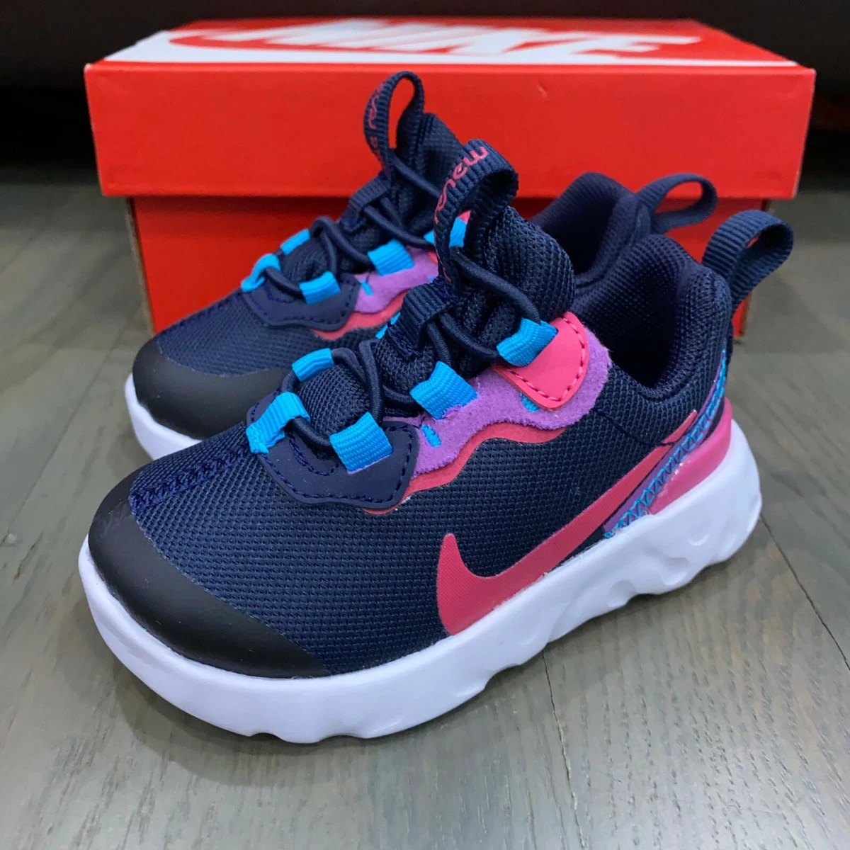Nike element 55 deals black and blue