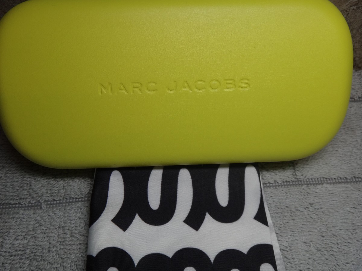 MARC JACOBS YELLOW SUNGLASS EYEGASS CASE + CLOTH YELLOW  display picture 3