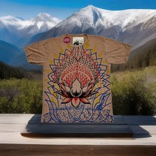 Camiseta Marca Espejo Flor de Loto Meditación Playa Yoga PsyTrance Festival XL.