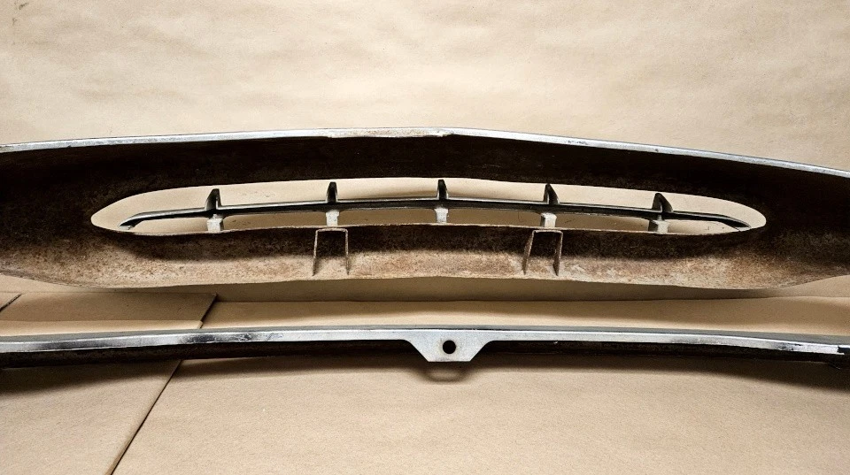 1954 年庞蒂亚克明星酋长散热器烧烤架套装鱼嘴完好二手 — 第 2/4 张图片