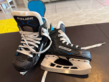 Bauer XLP Youth Ice Hockey Skates Y10 Black/Blue/White Lace-Up Soft Flex