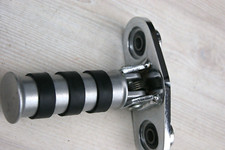 Honda VT 750 C 2 RC 44 Shadow Repose-Pieds Chrom Bras Fixation Droite