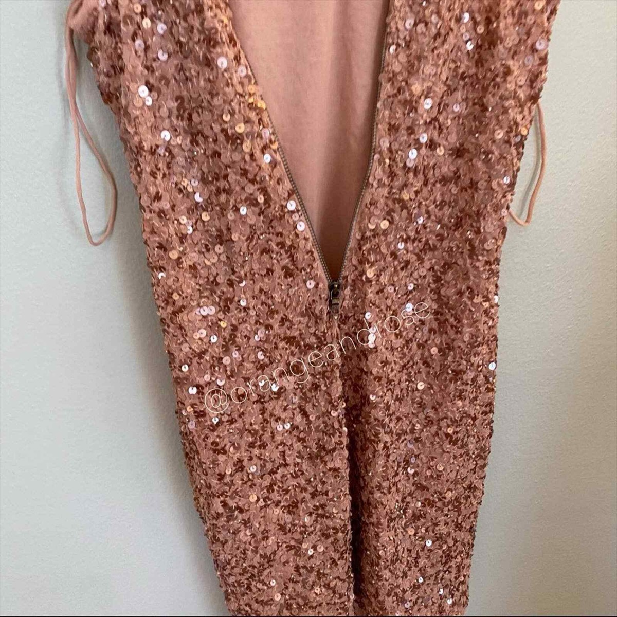 alice and olivia pink sequin dress vintage 90s Alice & Olivia pink sequin t shirt mini dress, baby pink  sleeveless shift dress size medium, sequin t shirt dress