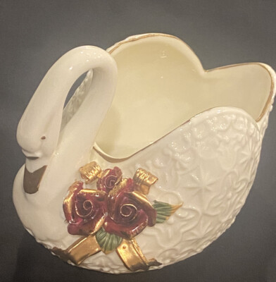 Swan Vase - Diamond Collection World Bazaar - New In Box