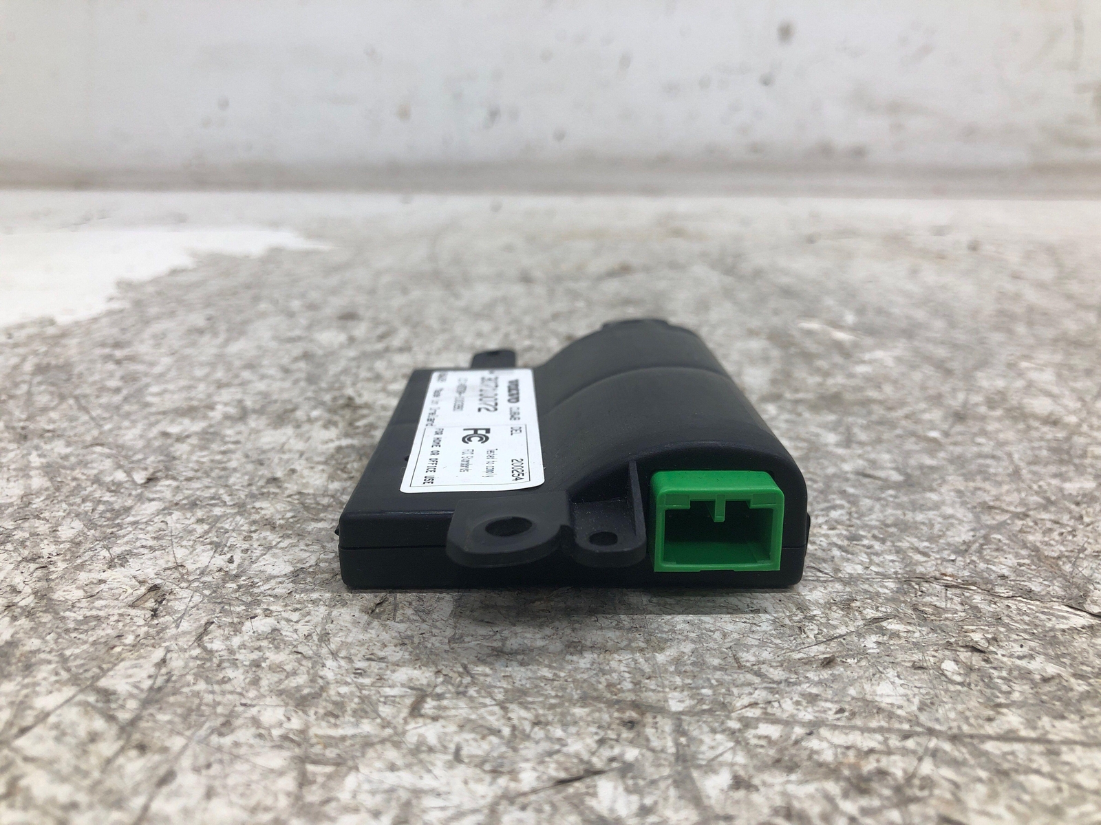 2009 ASTON MARTIN VANTAGE REMOTE CONTROL KEY SYSTEM CONTROL MODULE 30710072 OEM