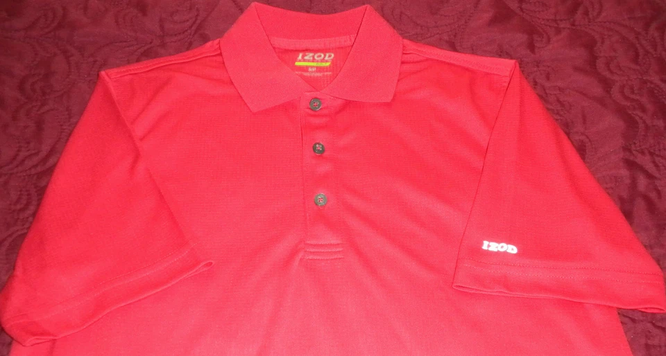 全新 IZOD 3 按钮翻盖高尔夫衬衫 女式 性能 Polo 红色 尺寸 S/P - 减少 — 第 2/4 张图片