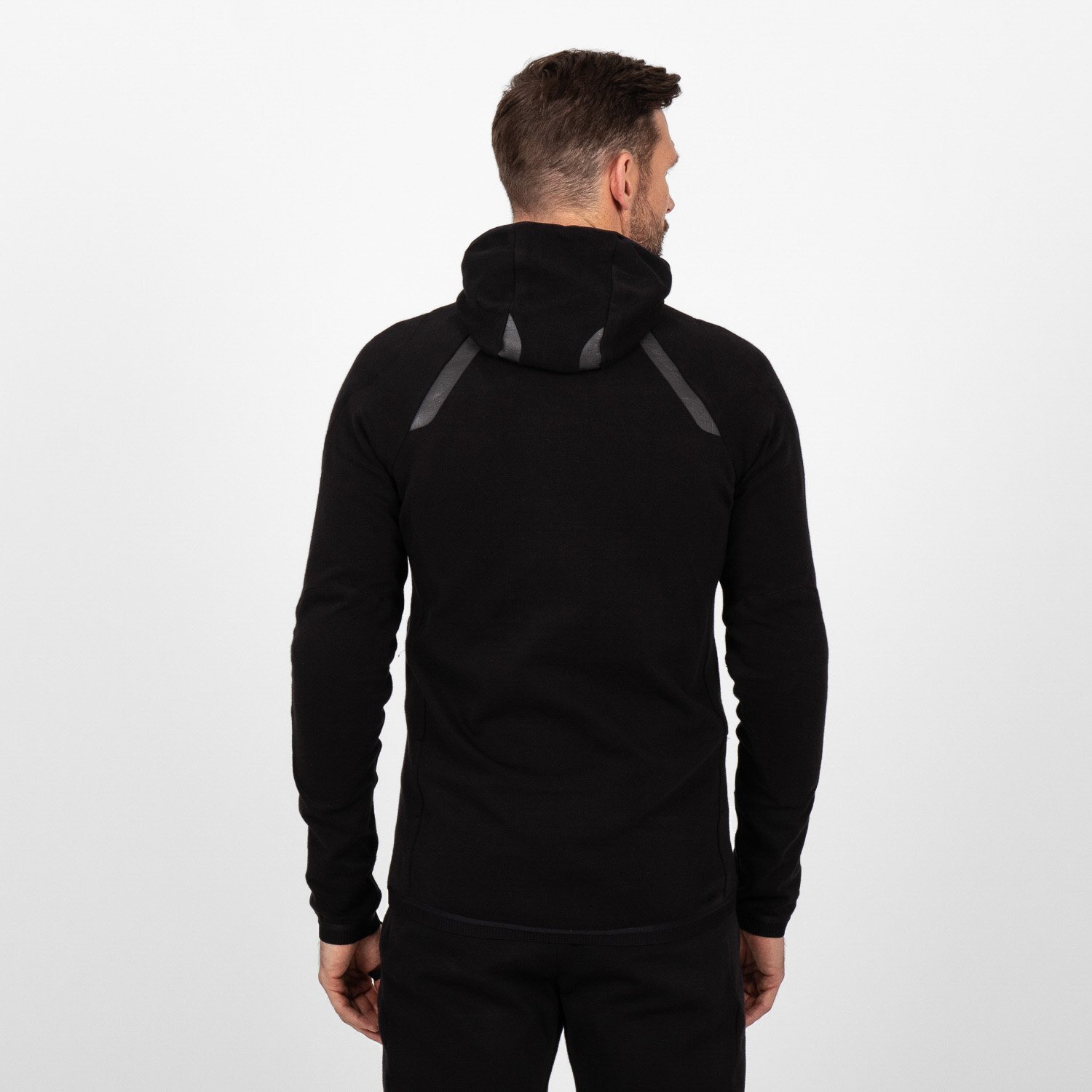 Armoured Black, photo 2 of 4
