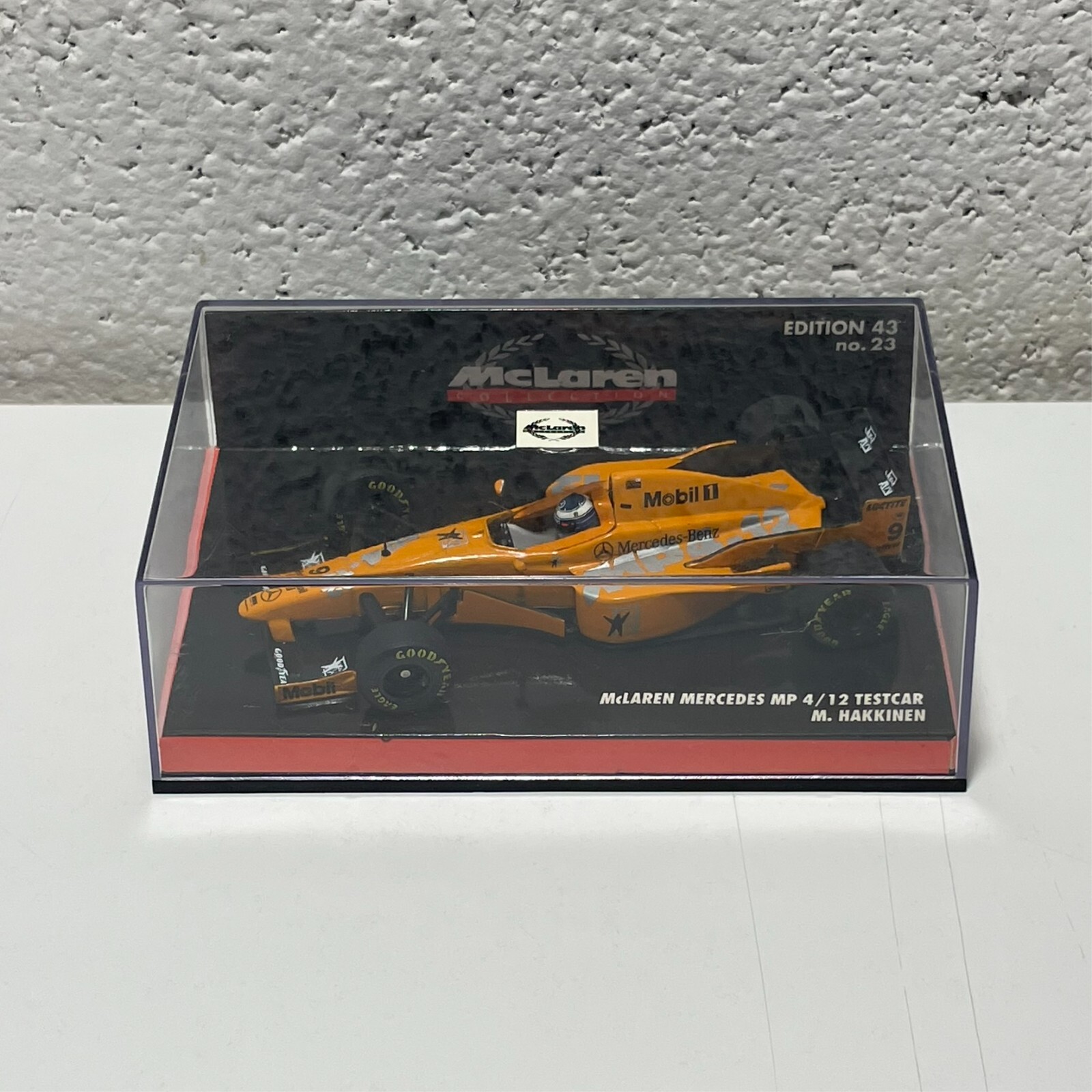 MCLAREN MERCEDES MP 4/12 TESTCAR MIKA HAKKINEN 1/43 MINICHAMPS formula 1
