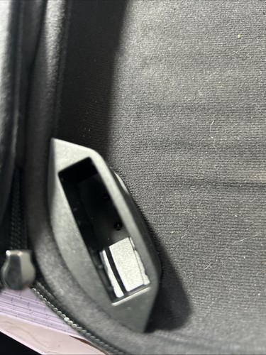 Genuine Bose QC25 QC35 Over Ear Headphones Black Leather Case ONLY - Picture 7 of 7