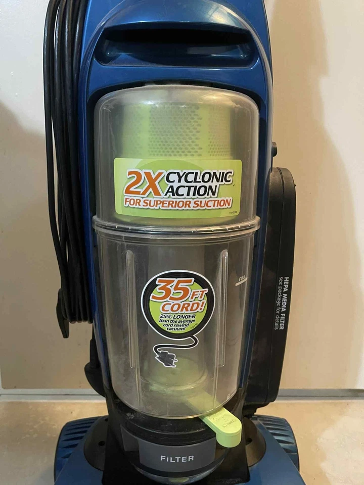 Bissell PowerGroom Bagless Upright Vacuum Cleaner – Model 92L3-1 | Used - Image 2 of 4