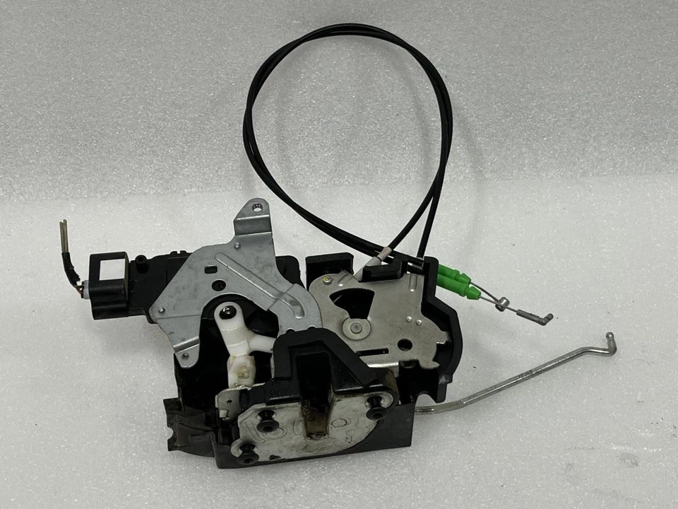 2004 2005 2006 年 2007 雪佛兰 COLORADO 右前门锁动作器 CREW CAB — 第 2/2 张图片