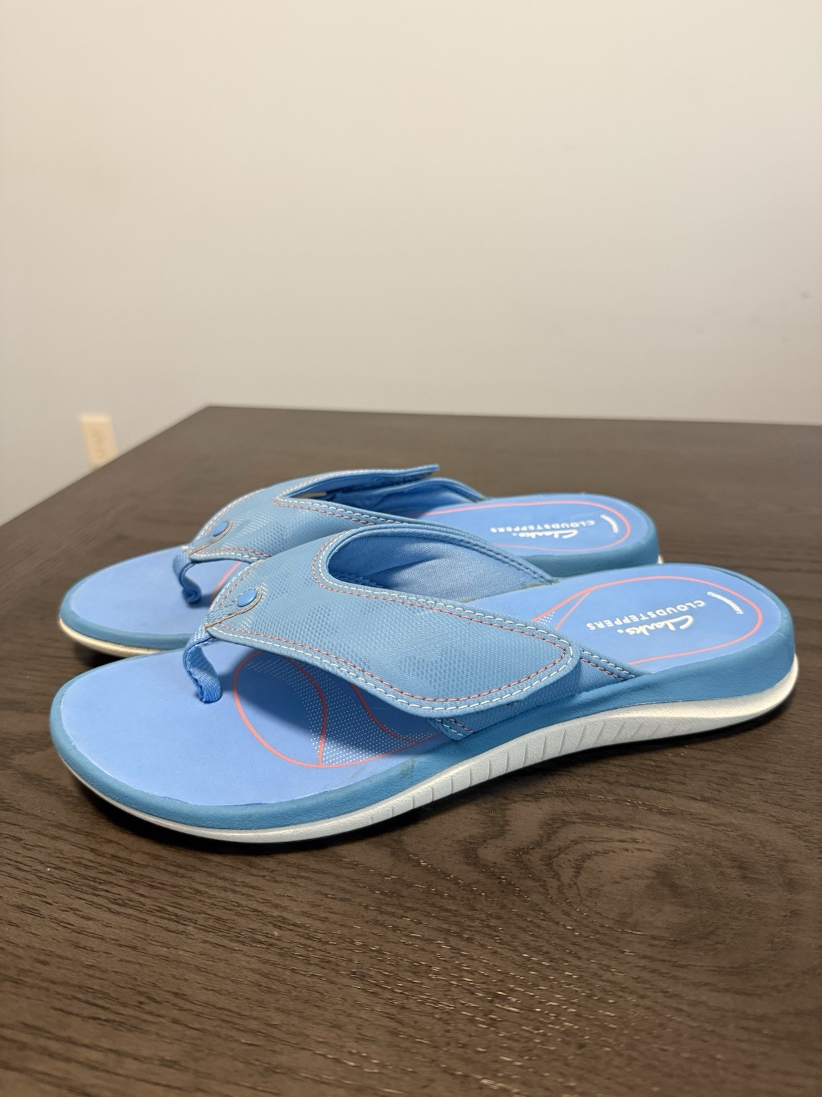 Clarks Women's Glide Post Flip Flop Size US 10 M