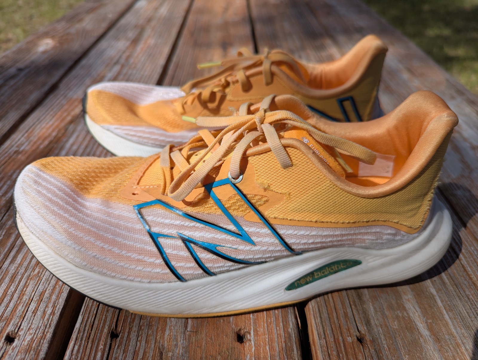 Size 10 - New Balance FuelCell Rebel v2 Men's White Habanero